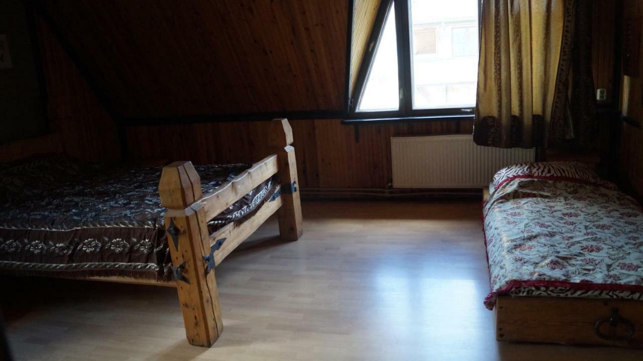 Guest House Jumiezis Pļaviņas エクステリア 写真